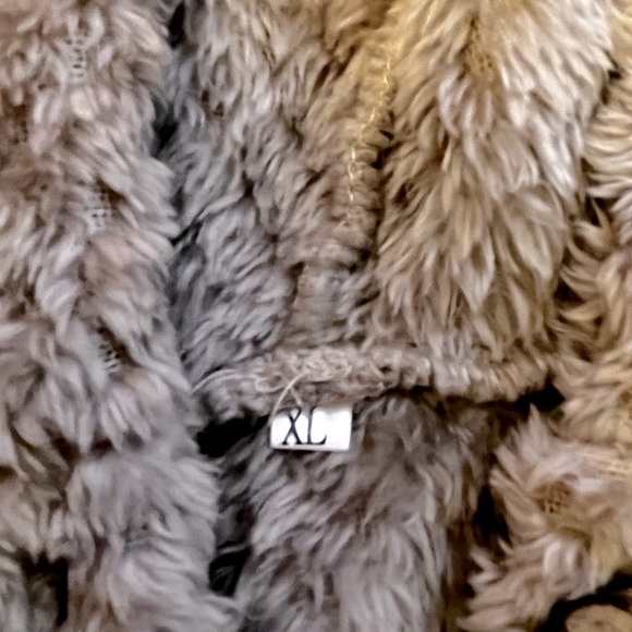 NWT Women’s Cozy Shag Style Hooded Jacket Size XL - Picture 7 of 15